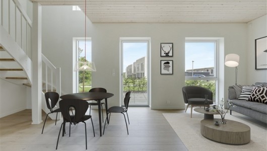 Hus/villa 5 værelser for 11.195 kr. pr. måned