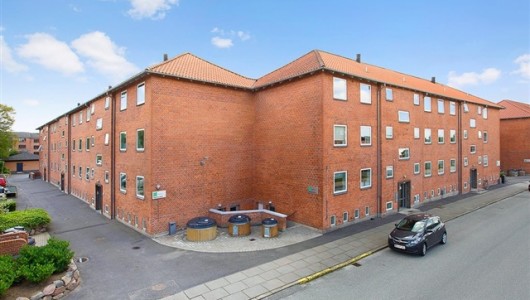 Lejlighed 85 m2 lejlighed. Husdyr er tilladt Lejlighed 85 m2 lejlighed. Husdyr er tilladt