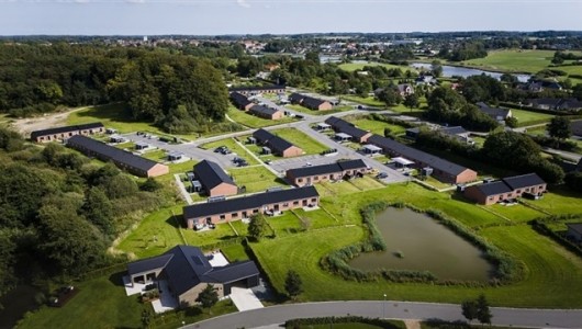 Lejlighed Dejligt 4-værelses rækkehus i Ringe