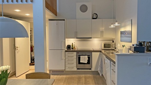 Lejlighed Hyggelig, møbleret lejlighed i to plan – uden bopælsregistrering