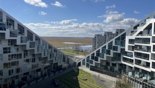 Lejlighed Lækker lejlighed med 2 store altaner i 8-tallet