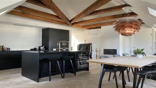 Lejlighed Lækker taglejlighed i hjertet af København