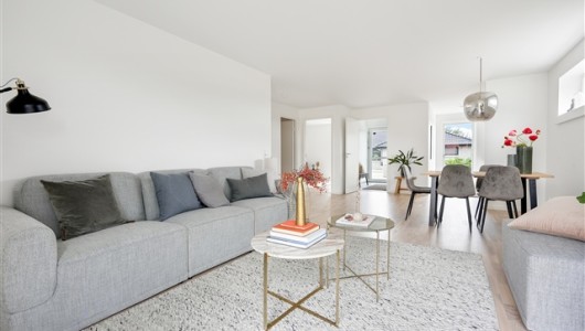 Hus/villa Moderne rækkehus med terrasse