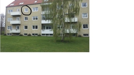 Værelse Privat værelse med egen indgang og toilet/bad centralt i Roskilde
