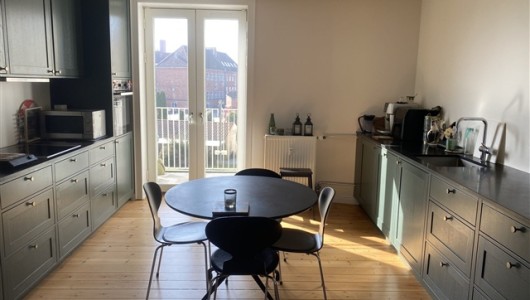 Lejlighed 127 m2 lejlighed i Charlottenlund