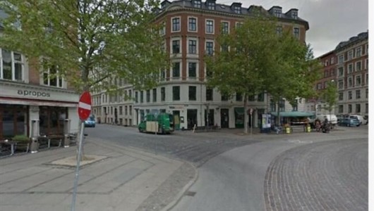 Værelse Bright large room for rent / Vesterbro Værelse Bright large room for rent / Vesterbro