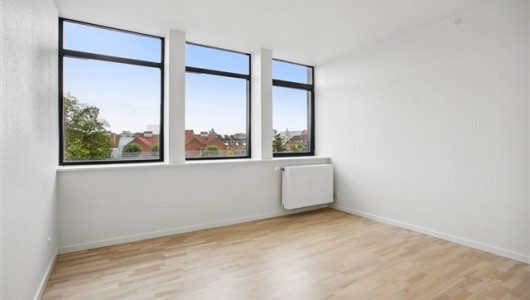 Lejlighed Dejlig lejlighed med central placering Lejlighed Dejlig lejlighed med central placering