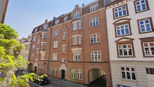 Lejlighed Indbydende stuelejlighed med central beliggenhed i Aalborg Lejlighed Indbydende stuelejlighed med central beliggenhed i Aalborg