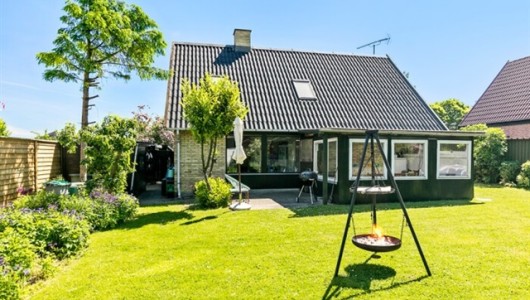 Hus/villa Large villa with a good location in Skovlunde, Stor villa centralt i Skovlunde