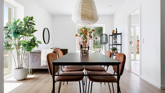 Lejlighed Lejlighed til 11.700 kr.