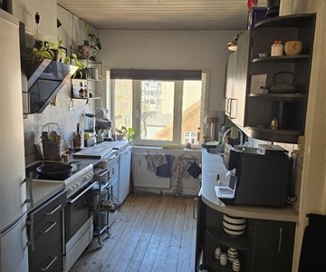 Lejlighed Niels Juels Gade, 108 m2, 3 værelser, 6.900 kr.