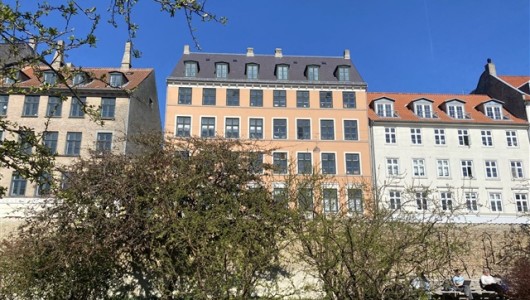 Lejlighed Nyindrettet taglejlighed med udsigt over Kongens Have Lejlighed Nyindrettet taglejlighed med udsigt over Kongens Have