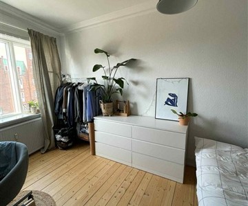 Værelse Søger roommate til herskabslejlighed på Vesterbro i Aalborg