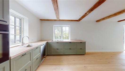 Hus/villa Totalrenoveret rækkehus i to plan