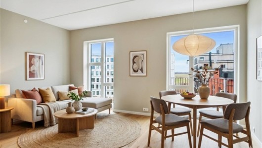 Lejlighed UN17 Søen - Rummelig 3 vær. lejebolig med vestvendt altan – perfekt familie- eller delebolig Lejlighed UN17 Søen - Rummelig 3 vær. lejebolig med vestvendt altan – perfekt familie- eller delebolig