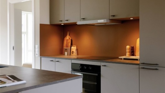 Lejlighed UN17 Søen - Velindrettet 1 vær. lejebolig med trappenedgang– god studiebolig Lejlighed UN17 Søen - Velindrettet 1 vær. lejebolig med trappenedgang– god studiebolig