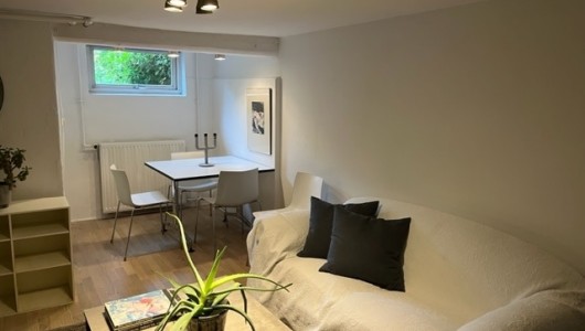 Værelse Udlejning af egen “lejlighed” til én person – pr. 1/3-2026 Værelse Udlejning af egen “lejlighed” til én person – pr. 1/3-2026