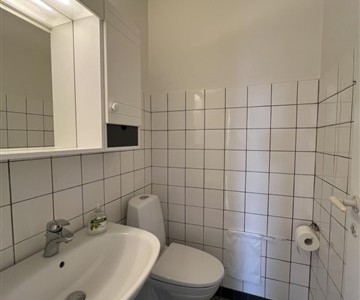 Værelse Værelse til leje tæt på RUC og Absalon, i Hedehusene :-)