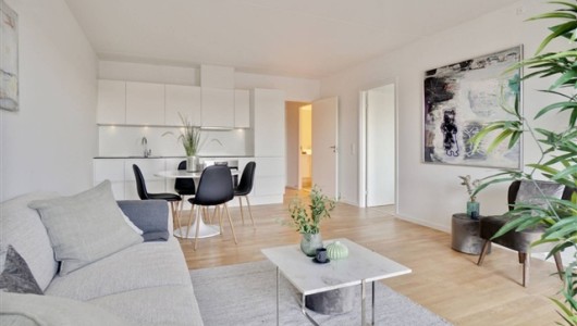 Lejlighed flot 2-værelses lejlighed med egen terrasse i et moderne byggeri