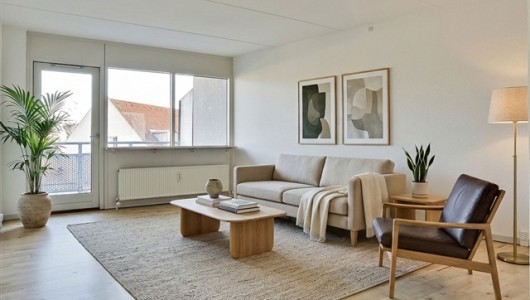 Lejlighed 3 værelser for 9.250 kr. pr. måned Lejlighed 3 værelser for 9.250 kr. pr. måned