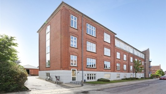 Lejlighed 3 værelses lejlighed på 85 m2 Lejlighed 3 værelses lejlighed på 85 m2