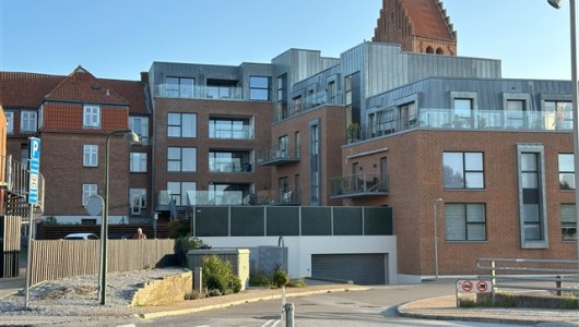 Lejlighed 4 værelses lejlighed udlejes