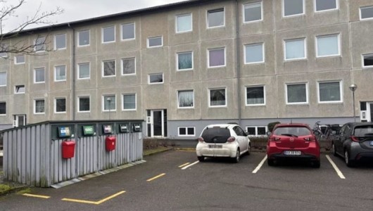 Værelse Bright Furnished Sharing Room for Rent – Utilities Included (Female Only)