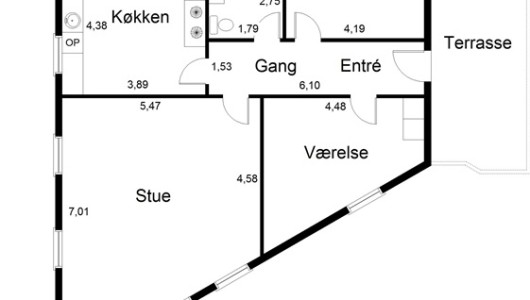 Hus/villa Charmerende og ugeneret 3-værelses rækkehus i Kristrup Hus/villa Charmerende og ugeneret 3-værelses rækkehus i Kristrup