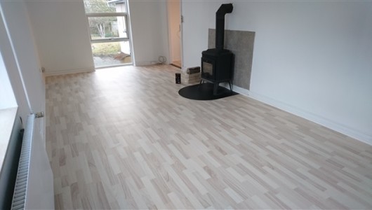 Hus/villa Dejligt byhus tæt på skole og indkøb Hus/villa Dejligt byhus tæt på skole og indkøb