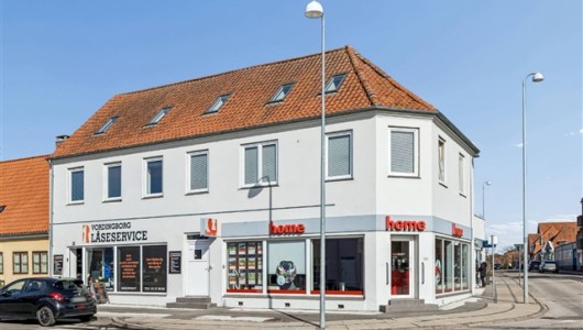Lejlighed Flot lejlighed med tagterrasse Lejlighed Flot lejlighed med tagterrasse