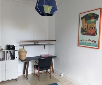 Værelse From 1. April - lovely room in spacious flat available