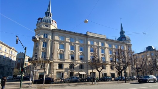 Lejlighed Møbleret herskab på den rigtige side af mondæne Frederiksberg Allé Lejlighed Møbleret herskab på den rigtige side af mondæne Frederiksberg Allé
