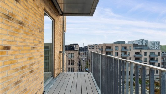 Lejlighed Skøn 2-værelses lejlighed med altan og stort soveværelse