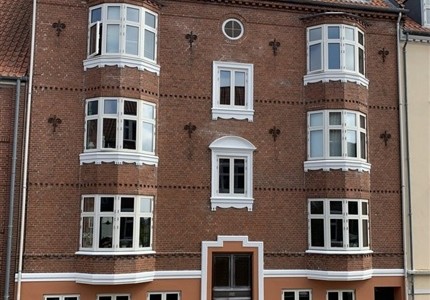 Lejlighed Smedegade, 60 m2, 2 værelser, 5.350 kr.