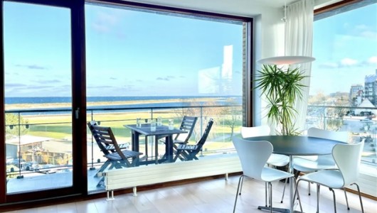 Lejlighed 1 række til Amager Strand. Panoramaudsigt over Øresund. 4. Sal. 200m til Metro. Inkl. Gratis parkeringsplads til bil