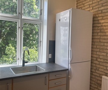 Lejlighed 2 værelse i centralt i vestbyen Lejlighed 2 værelse i centralt i vestbyen