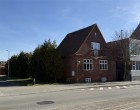 Lejlighed 2-værelses, pæn stuelejlighed i 2-families hus.