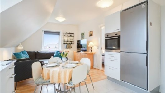 Lejlighed 90 m² smuk 3 værelseslejlighed med terrasse – København, tæt på lufthavnen, metroen og stranden Lejlighed 90 m² smuk 3 værelseslejlighed med terrasse – København, tæt på lufthavnen, metroen og stranden