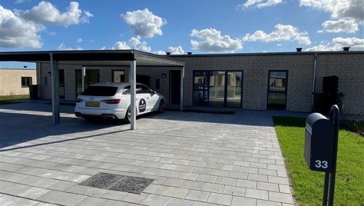 Hus/villa 95 m2 hus/villa med altan/terrasse Hus/villa 95 m2 hus/villa med altan/terrasse