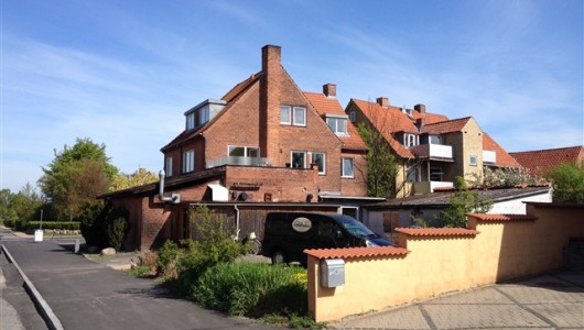 Lejlighed Flot 4  værelses lejl. på 128 m2 med egen tagterrasse og have