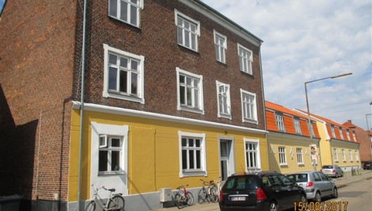 Lejlighed 2V'er på Dyrehovedgårds Allé