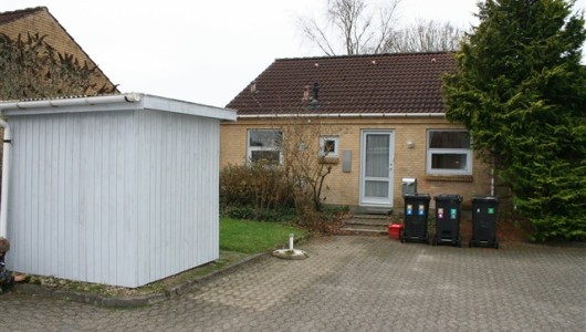 Hus/villa 3 v rækkevilla med egen have. Hus/villa 3 v rækkevilla med egen have.