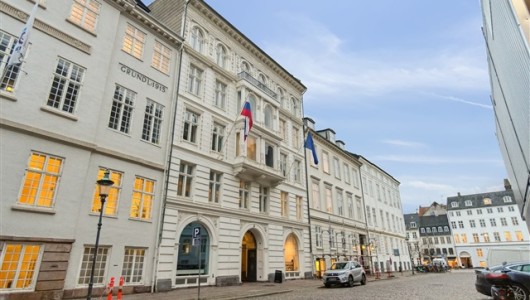 Lejlighed 3 værelses lejlighed på 110 m2 Lejlighed 3 værelses lejlighed på 110 m2