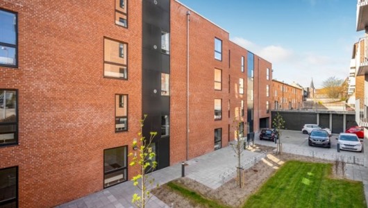 Lejlighed 4 værelses lejlighed på 110 m2