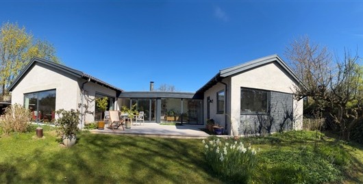 Hus/villa 5 værelser for 30.000 kr. pr. måned