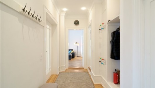 Værelse 9 m2 quiet furnished room in luxury apartment by the city lakes Værelse 9 m2 quiet furnished room in luxury apartment by the city lakes