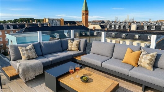 Lejlighed Eksklusiv penthouse på 200 m² til langtidsleje i København – tagterrasse, 2 parkeringspladser og en fantastisk udsigt over byen
