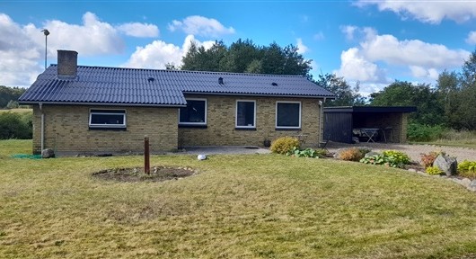 Hus/villa Hus på landet, tæt på skov, i rolige omgivelser Hus/villa Hus på landet, tæt på skov, i rolige omgivelser