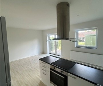 Lejlighed Hyggelig 3 værelses rækkehus, med egen have i Odense NV.