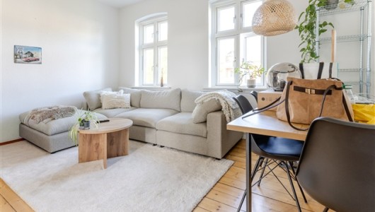 Lejlighed Hyggelig og budgetvenlig 2-værelses på 56 m² Lejlighed Hyggelig og budgetvenlig 2-værelses på 56 m²